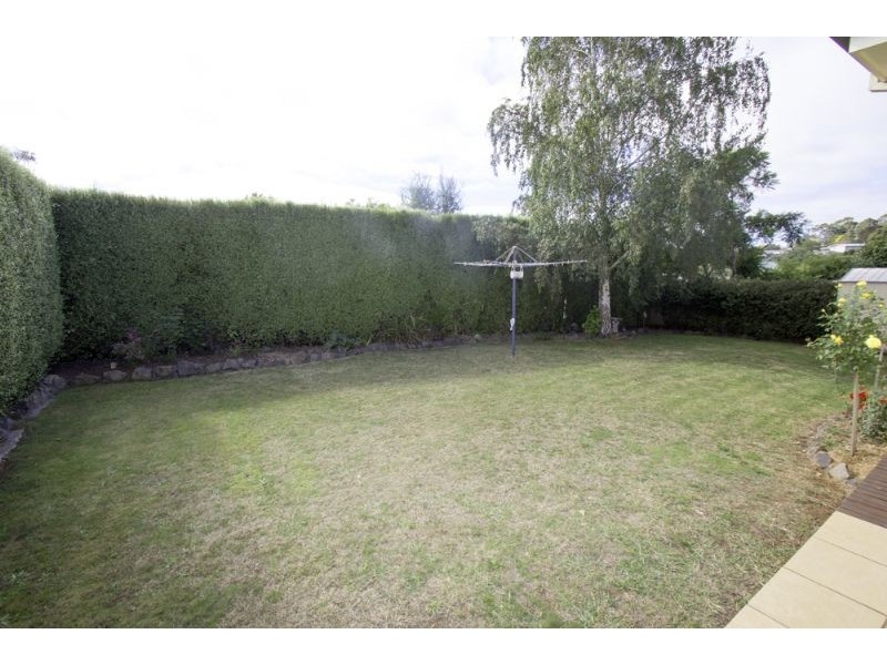 23 Blackmore Avenue, Leongatha VIC 3953