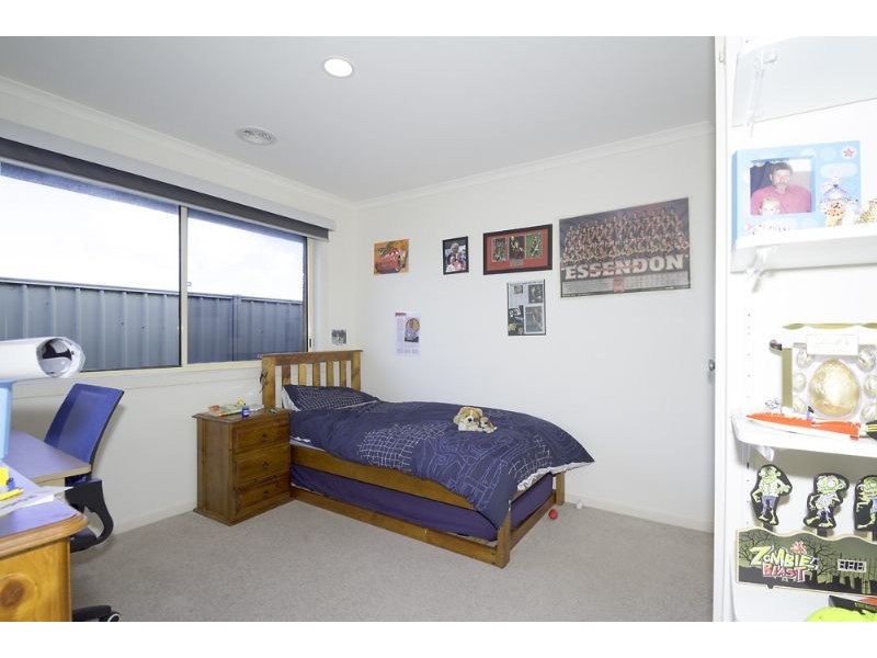 17 Carr Avenue, Leongatha VIC 3953