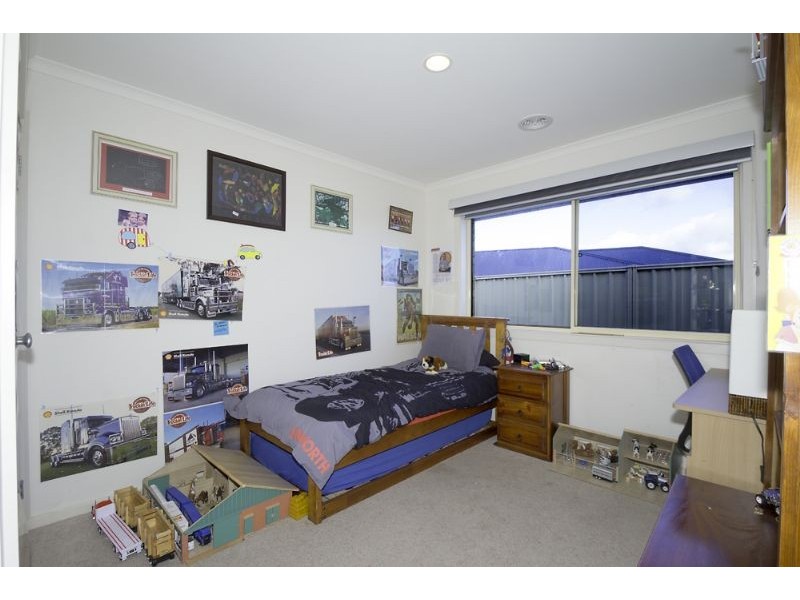 17 Carr Avenue, Leongatha VIC 3953