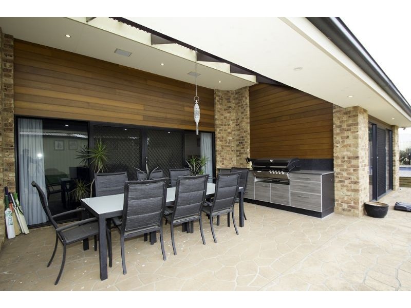 4 Hilltop Close, Leongatha VIC 3953