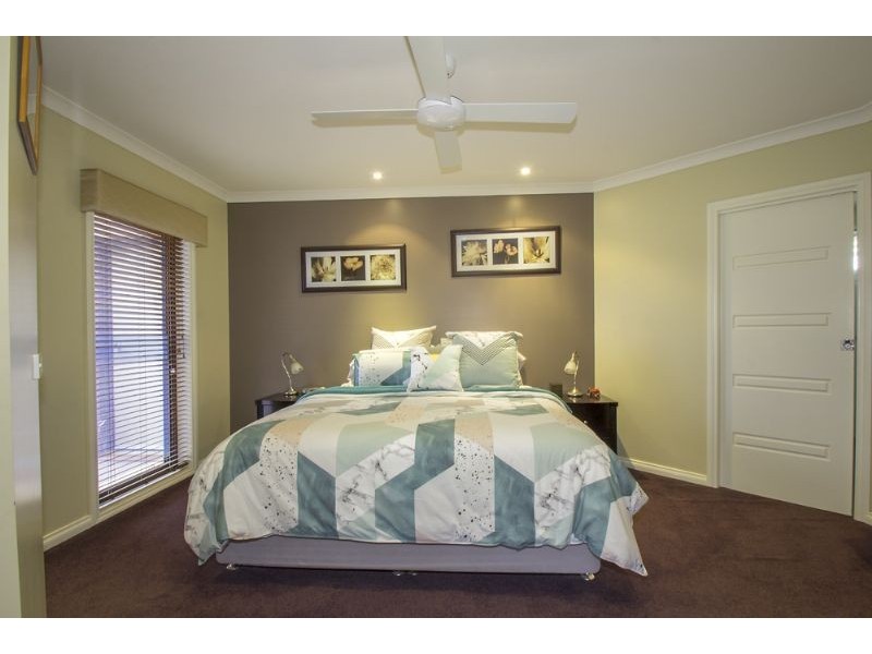 4 Hilltop Close, Leongatha VIC 3953