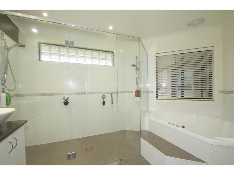 4 Hilltop Close, Leongatha VIC 3953