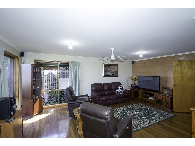 2 Warralong Court, Leongatha VIC 3953