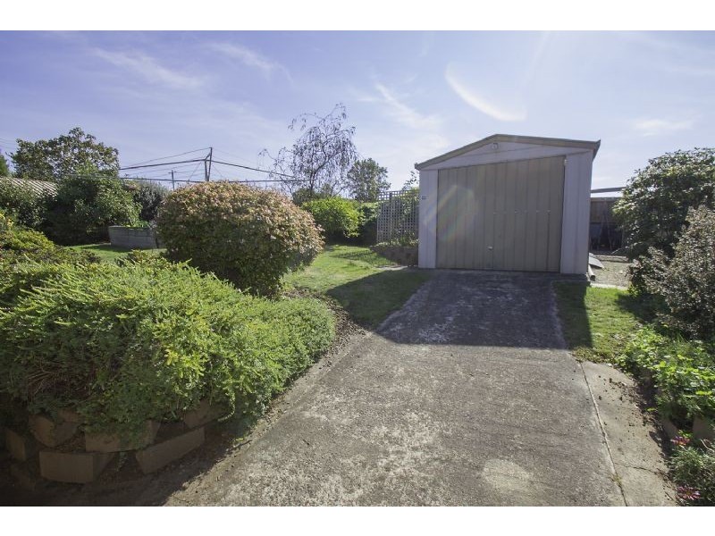 2 Warralong Court, Leongatha VIC 3953