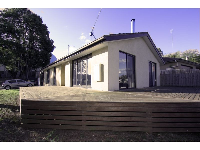 7 Griffin Road, Leongatha VIC 3953
