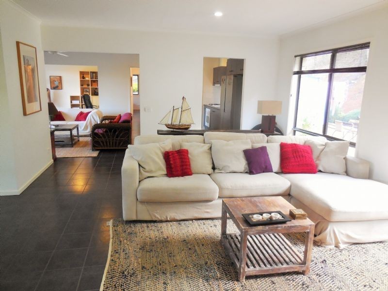 2450 Grandridge Road, Hallston VIC 3953