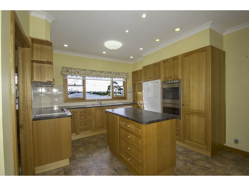 33 Shingler Street, Leongatha VIC 3953