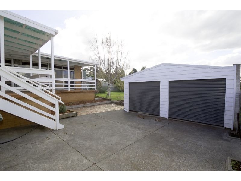 33 Shingler Street, Leongatha VIC 3953