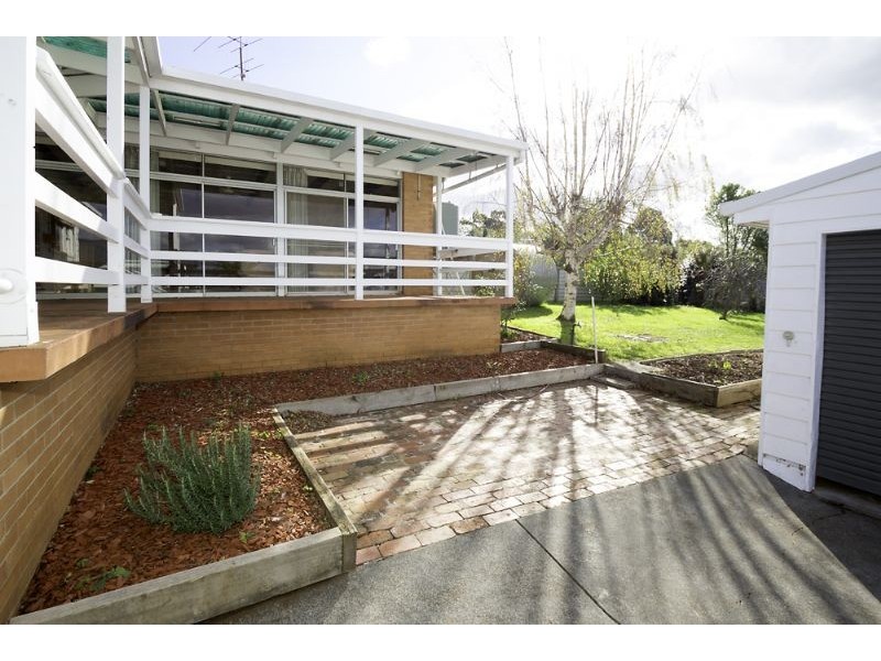 33 Shingler Street, Leongatha VIC 3953