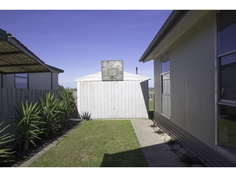 9 Byrne Street, Leongatha VIC 3953