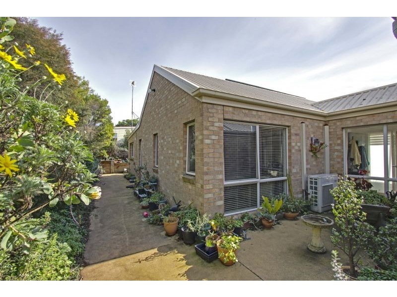 98 Parr Street, Leongatha VIC 3953