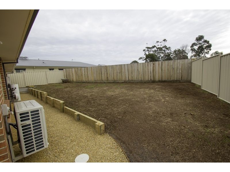 5 Burrows Way, Leongatha VIC 3953
