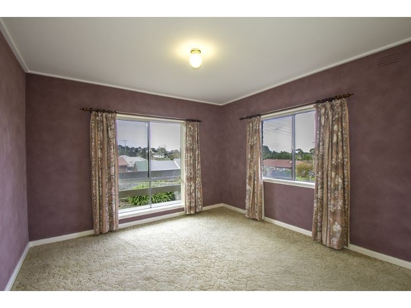 16 Allison Street, Leongatha VIC 3953