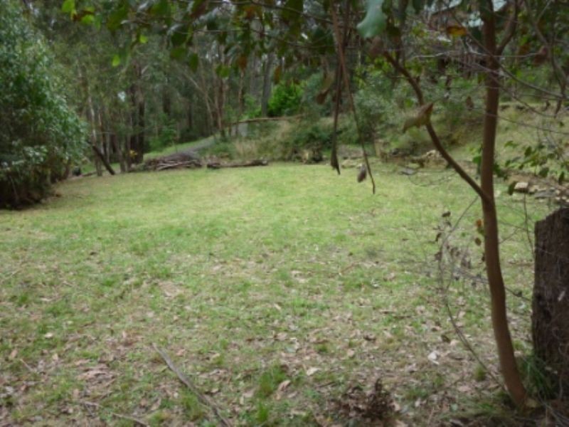 38 Mabel Crescent, Mount Macedon VIC 3441