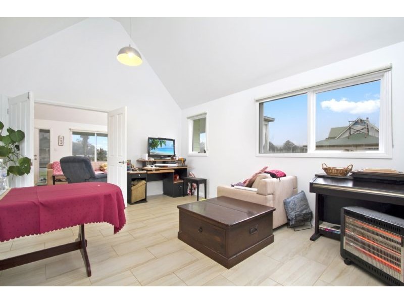 11 Walters Street, Trentham VIC 3458