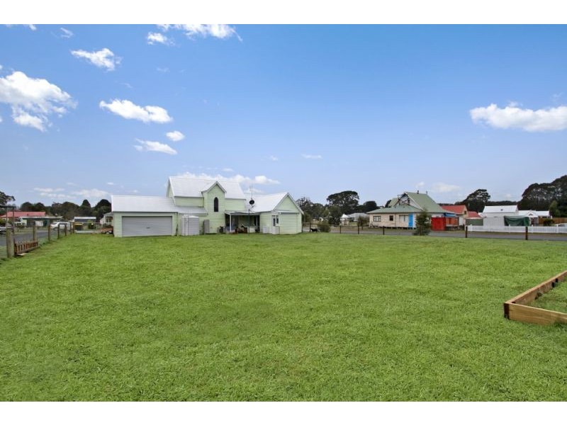 11 Walters Street, Trentham VIC 3458