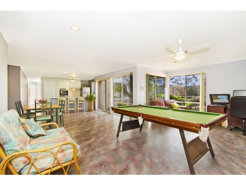 6 Robertson Drive, Newham VIC 3442