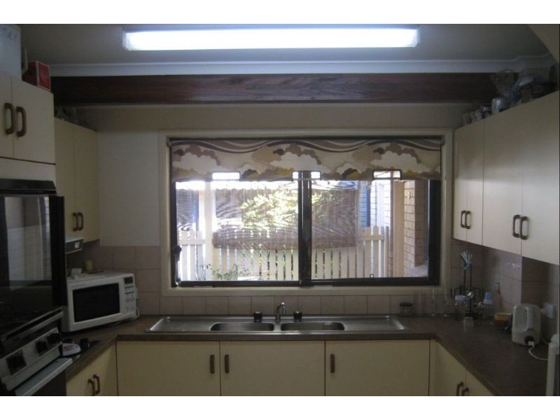 1/18 Baldwin St, Golden Beach QLD 4551