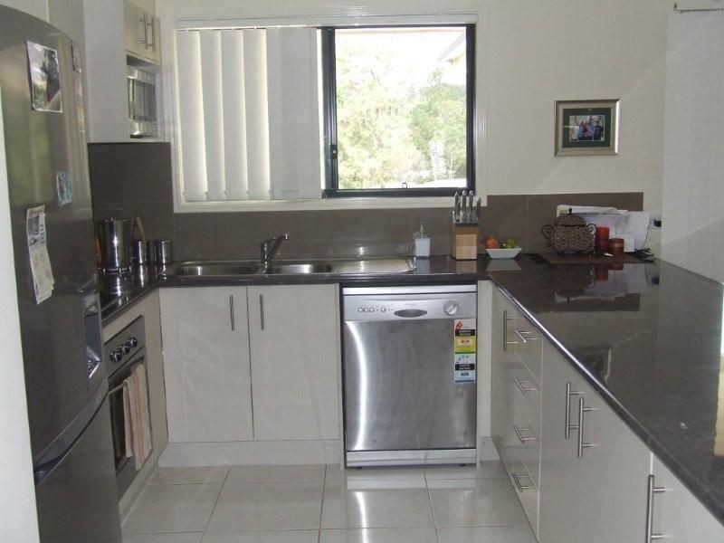 1 Treetops Crt, Mooloolah Valley QLD 4553