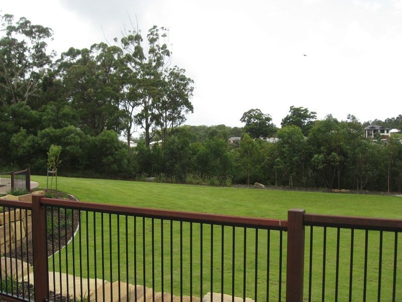 326 Sandstone Way, Little Mountain QLD 4551