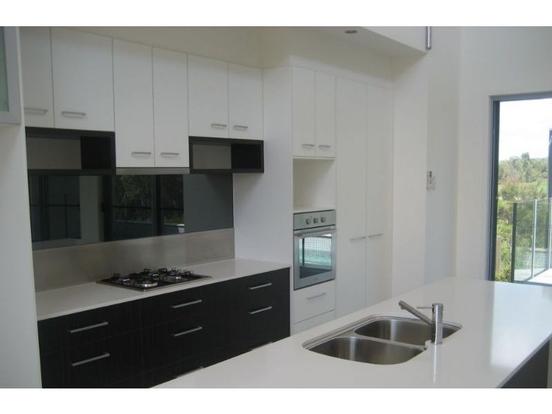 4/202 Bledisloe Blvd, Pelican Waters QLD 4551