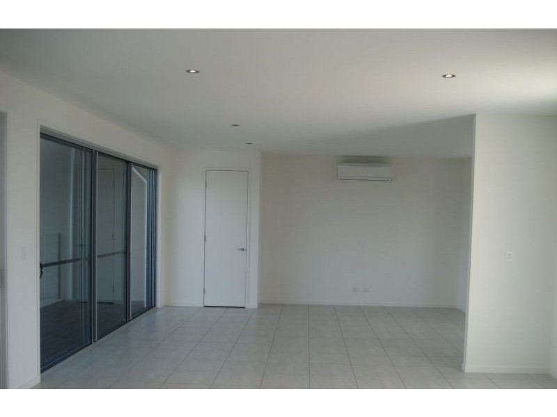 4/202 Bledisloe Blvd, Pelican Waters QLD 4551