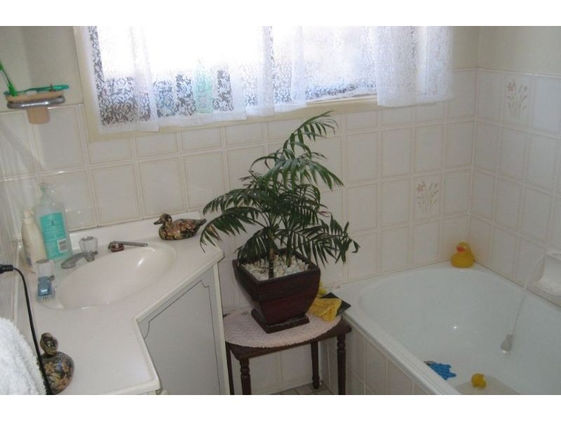 1/18 Baldwin St, Golden Beach QLD 4551