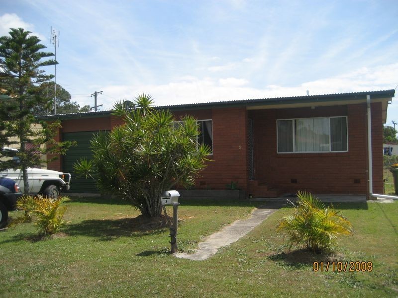 3 Lawson St, Golden Beach QLD 4551