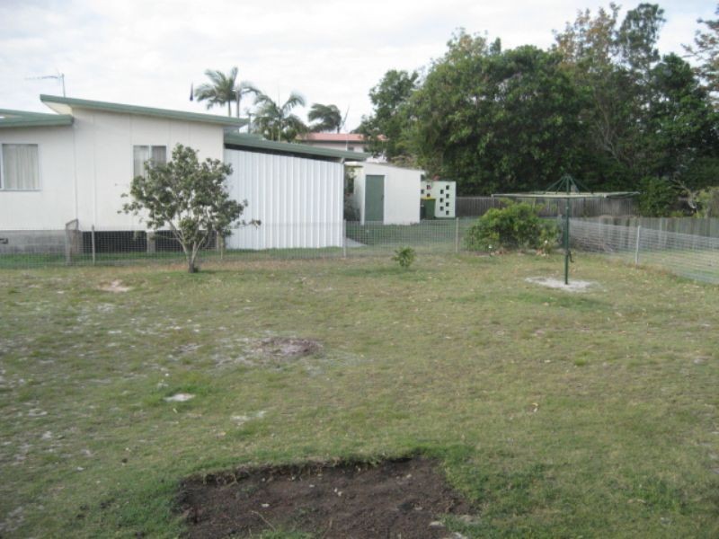 3 Lawson St, Golden Beach QLD 4551
