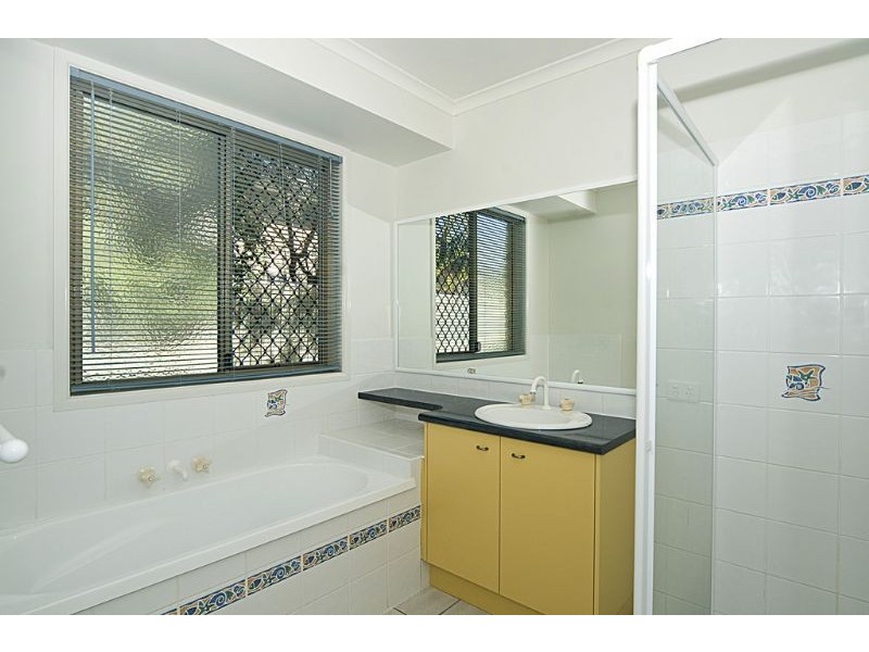 24 Honeywood Crt, Currimundi QLD 4551