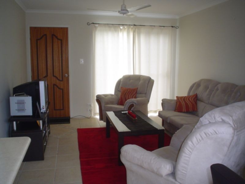 2/24 Birch St, Caloundra West QLD 4551
