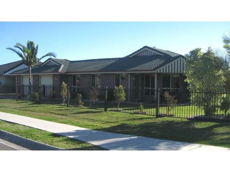 16 Springs Drive, Little Mountain QLD 4551