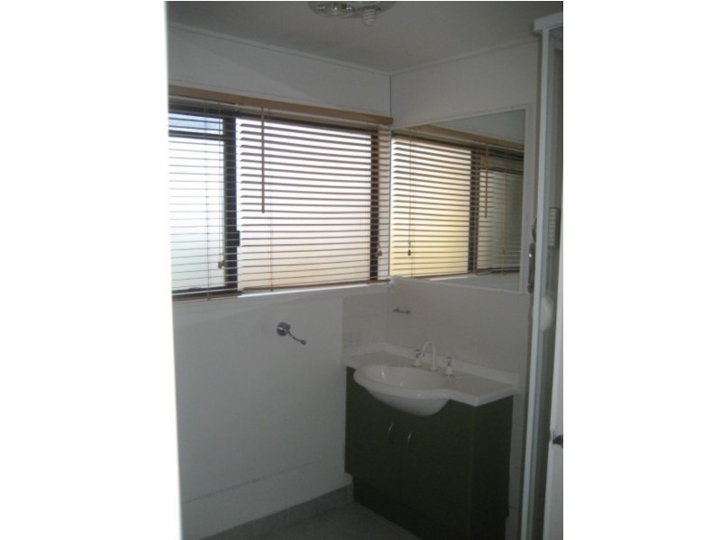 2/3 Allonga Street, Currimundi QLD 4551