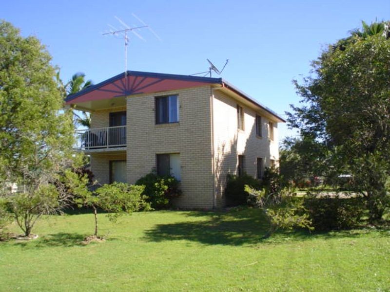 1/8 Ganawarra, Currimundi QLD 4551