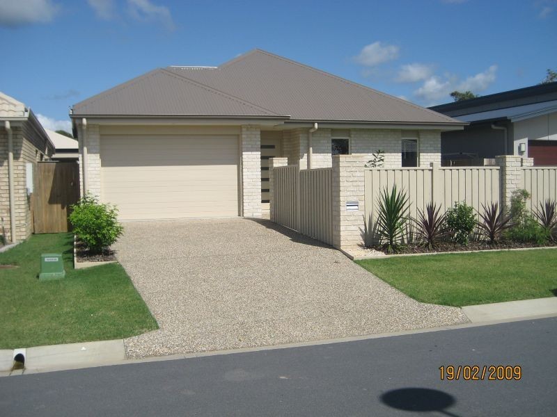 55 Crater St, Caloundra West QLD 4551