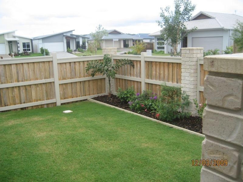 55 Crater St, Caloundra West QLD 4551
