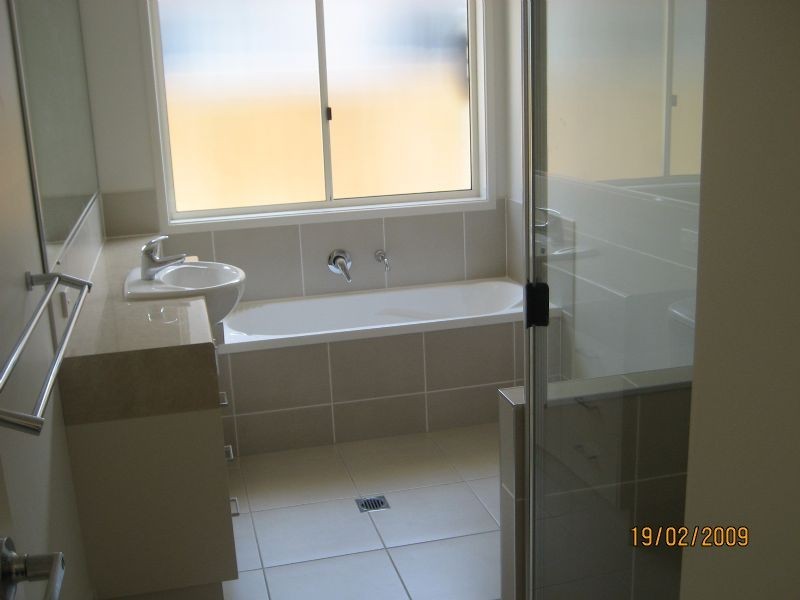 55 Crater St, Caloundra West QLD 4551