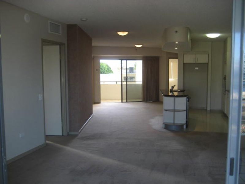 301/17  Leeding Tce, Caloundra QLD 4551