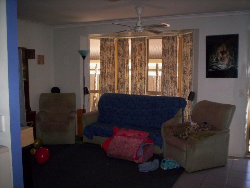 46 Jones St, Mooloolah Valley QLD 4553