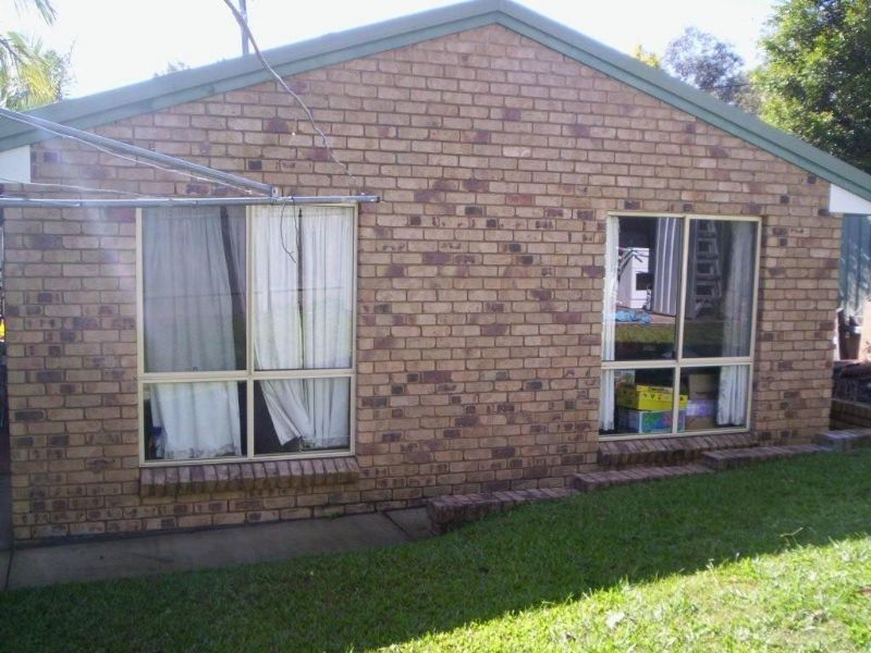 46 Jones St, Mooloolah Valley QLD 4553