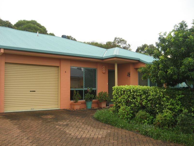 4/40 Lakeside Cres, Currimundi QLD 4551