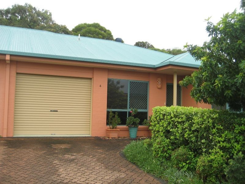 4/40 Lakeside Cres, Currimundi QLD 4551