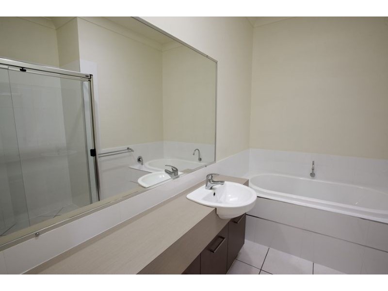 10 Macaranga Crt, Currimundi QLD 4551