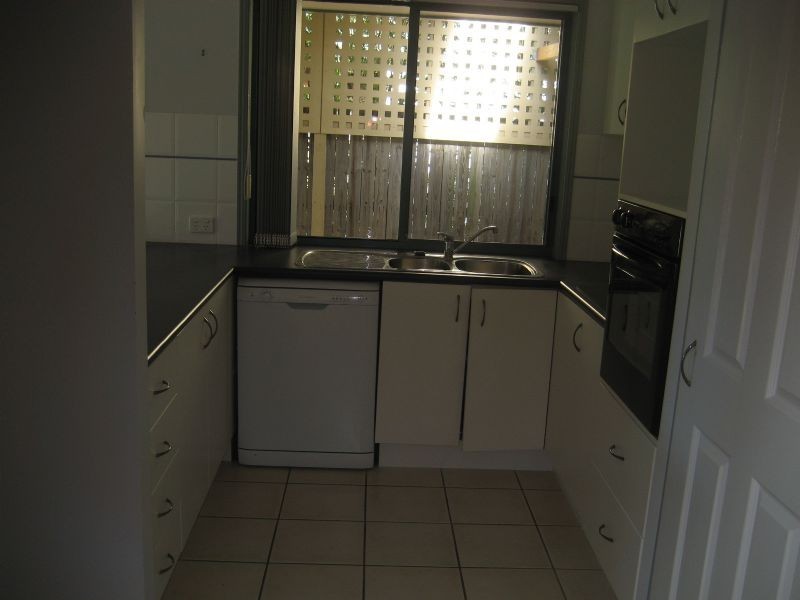 5 Lachlan Close, Caloundra West QLD 4551