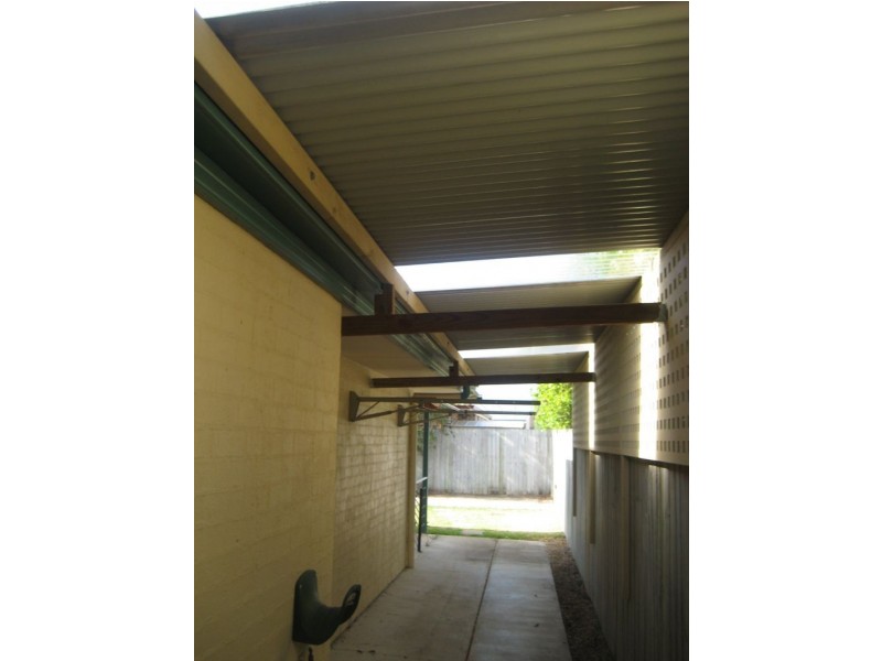 5 Lachlan Close, Caloundra West QLD 4551