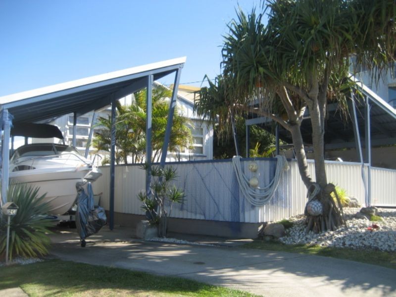 26 McIllwraith St, Moffat Beach QLD 4551