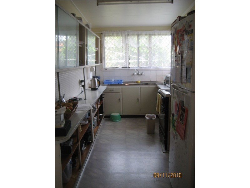 11a Osterley Ave, Caloundra QLD 4551