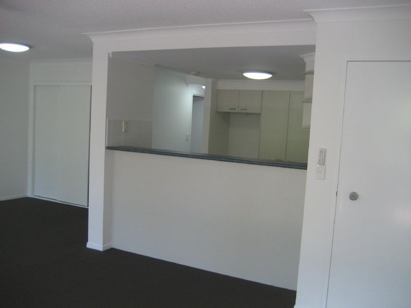 4/2 Box St, Buderim QLD 4556