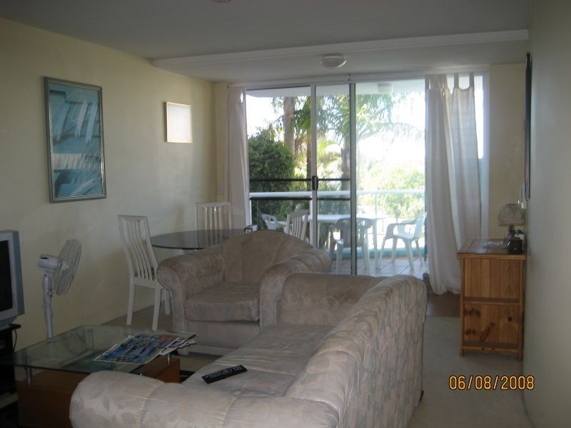 2/14 Mahia Tce, Kings Beach QLD 4551