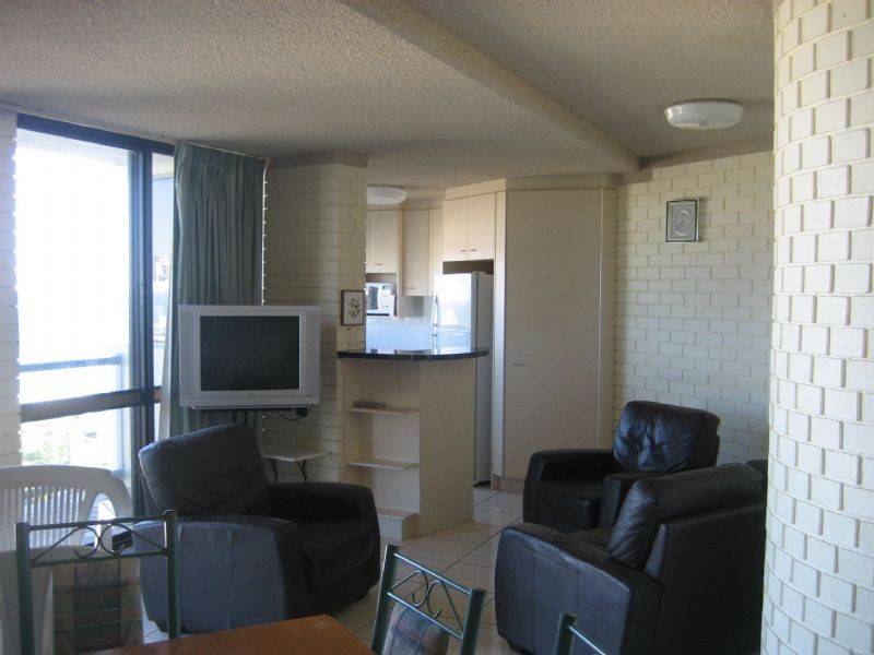 8/28 Levuka Ave, Kings Beach QLD 4551